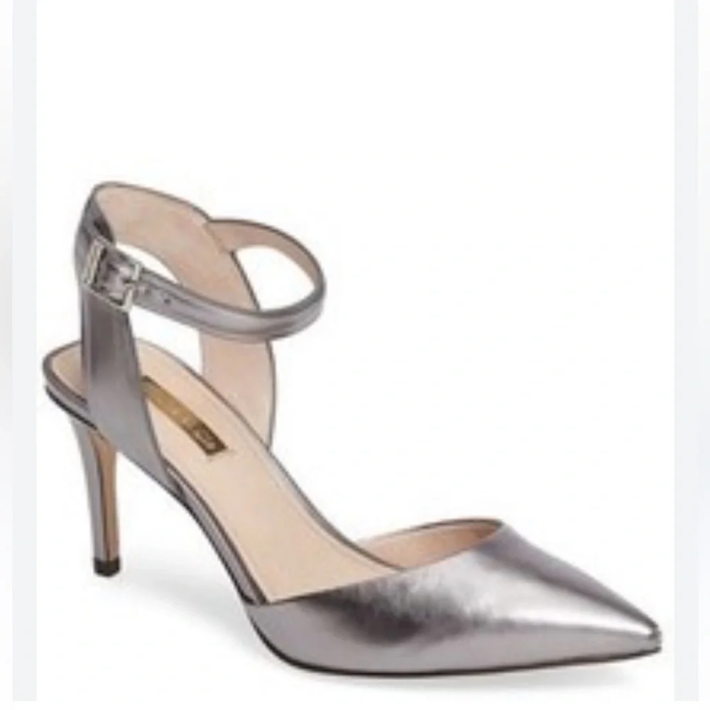 Louise et Cie‎ shoes 7 KOTA PEWTER ANKLE STRAP PUMP Size 7 HEEL 3 1/4”